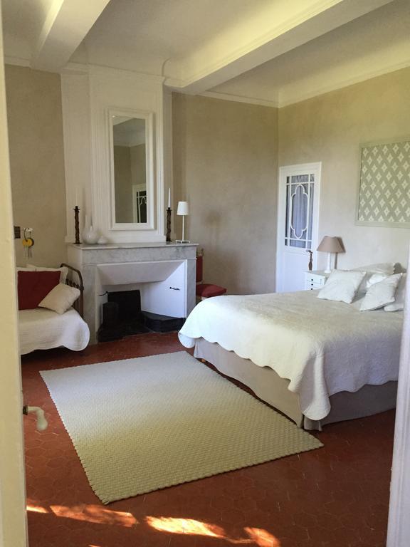 Domaine La Carraire Bed & Breakfast Lauris Luaran gambar